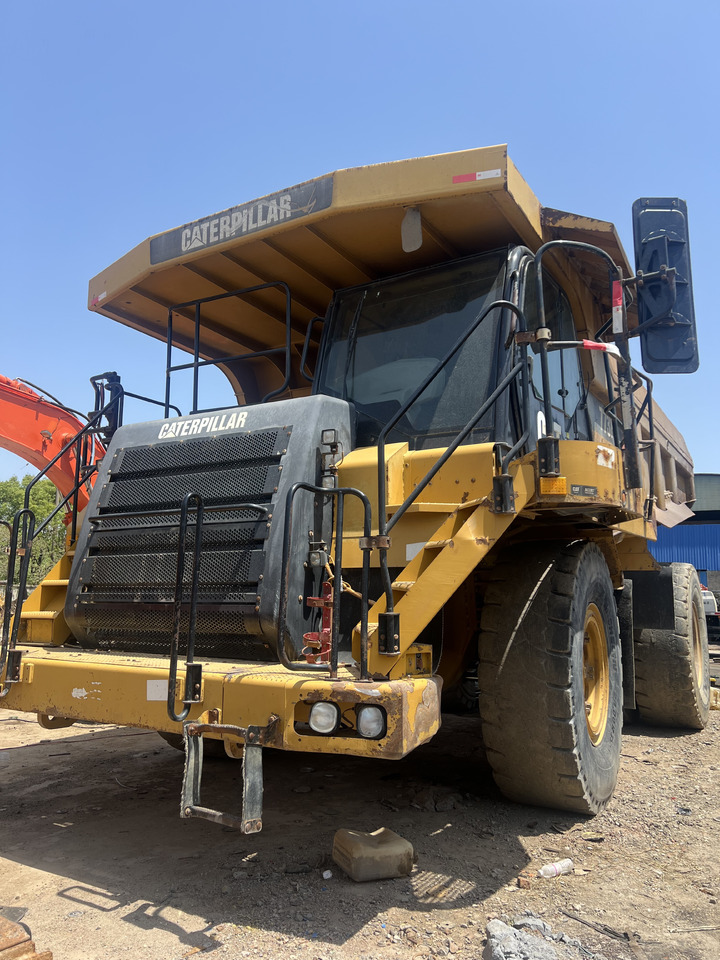 CATERPILLAR 773F MINING DUMP TRUCK - شاحنة قلابة للمحاجر: صور 3 CATERPILLAR 773F MINING DUMP TRUCK - شاحنة قلابة للمحاجر: صور 3