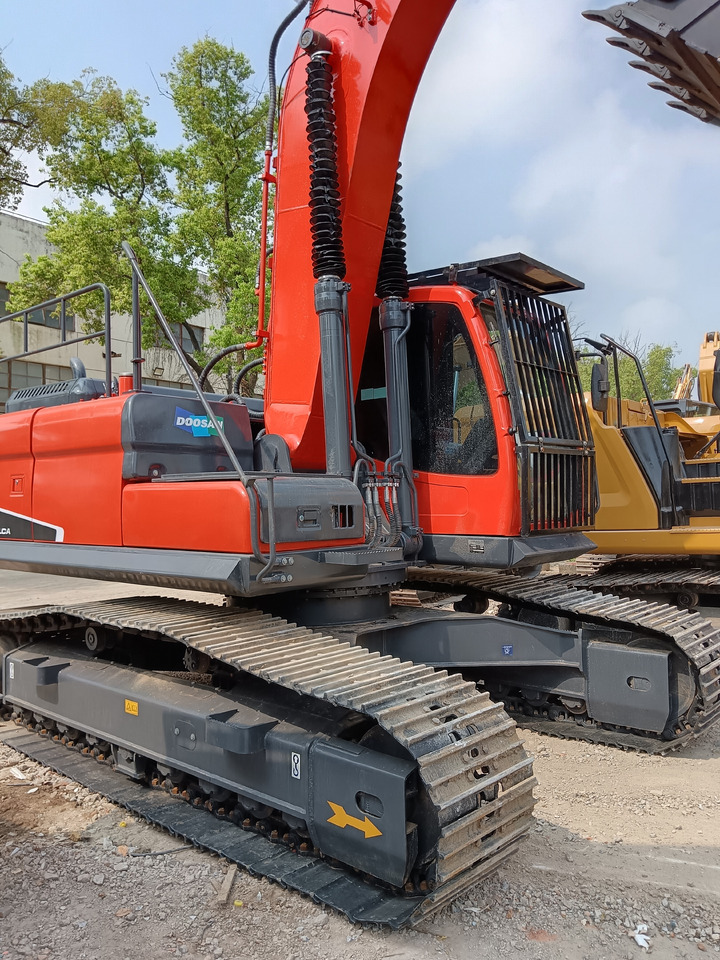 DOOSAN DX225 LCA DX225LC-9C - حفارات زحافة: صور 4 DOOSAN DX225 LCA DX225LC-9C - حفارات زحافة: صور 4