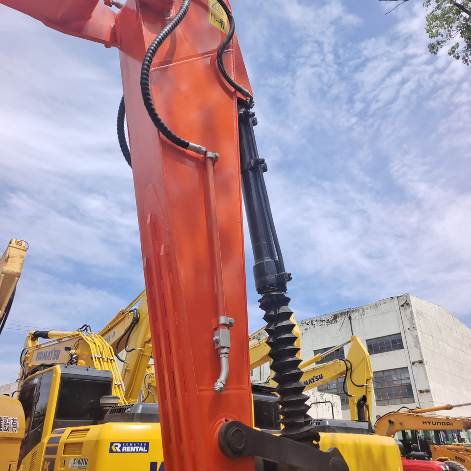 DOOSAN DX225 LCA - حفارات زحافة: صور 5 DOOSAN DX225 LCA - حفارات زحافة: صور 5