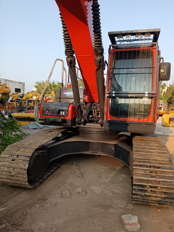 DOOSAN DX225LCA DX225 LC -9C - حفارات زحافة: صور 4 DOOSAN DX225LCA DX225 LC -9C - حفارات زحافة: صور 4