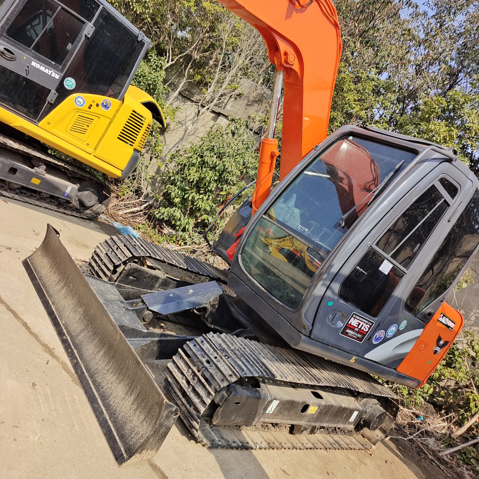 حفارة مصغرة HITACHI ZX70: صور 1
