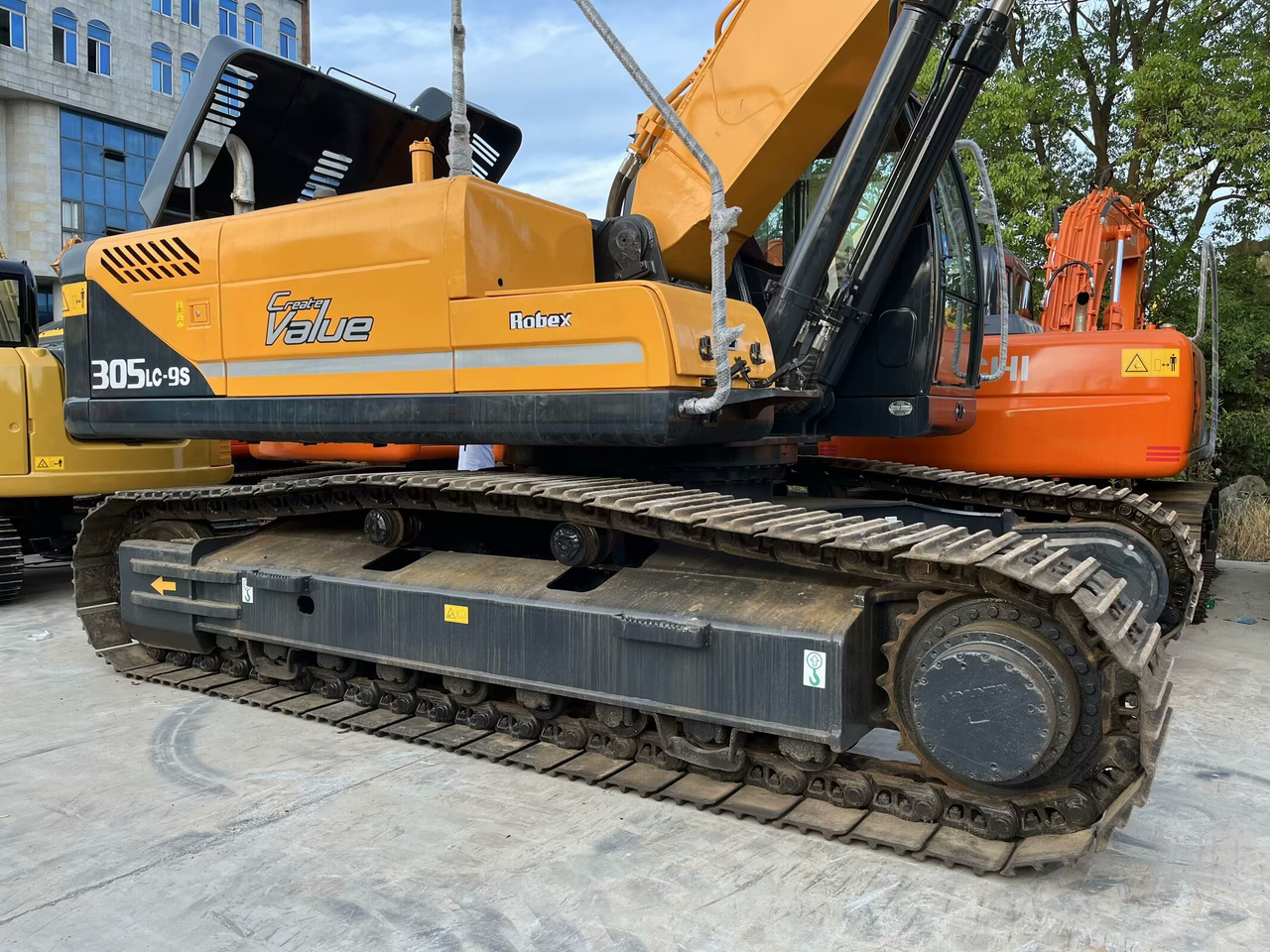 HYUNDAI 305LC-9T - حفارات زحافة: صور 4 HYUNDAI 305LC-9T - حفارات زحافة: صور 4