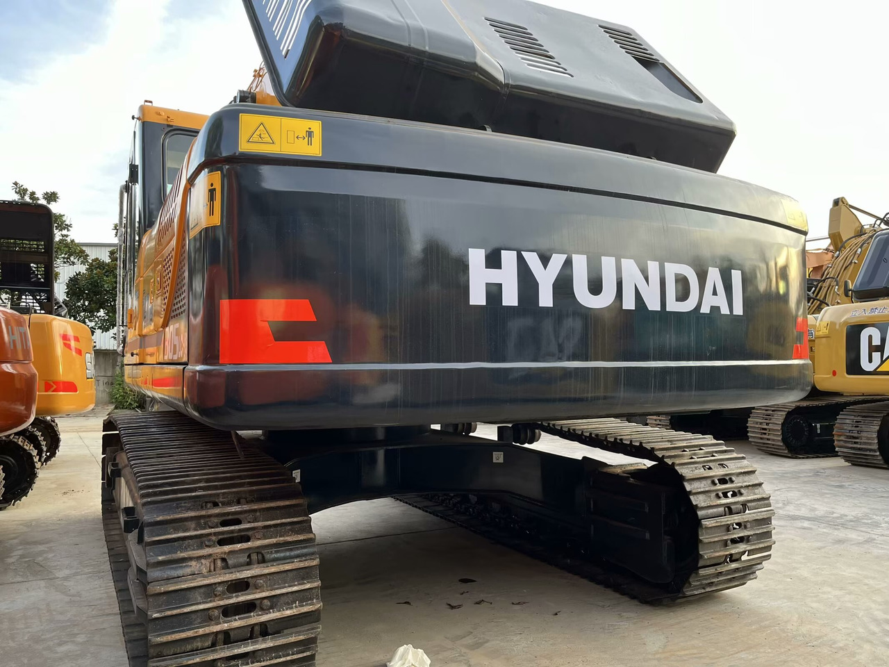 HYUNDAI 305LC-9T - حفارات زحافة: صور 2 HYUNDAI 305LC-9T - حفارات زحافة: صور 2