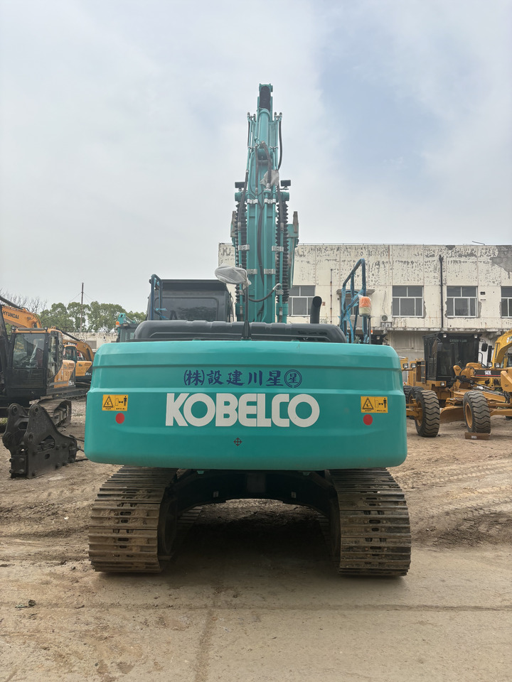 KOBELCO SK210LC SK200-8 - حفارات زحافة: صور 4 KOBELCO SK210LC SK200-8 - حفارات زحافة: صور 4