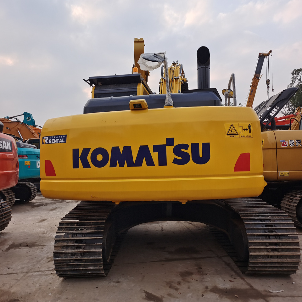 حفارات زحافة KOMATSU PC 210 LC - 8: صور 11 حفارات زحافة KOMATSU PC 210 LC - 8: صور 11