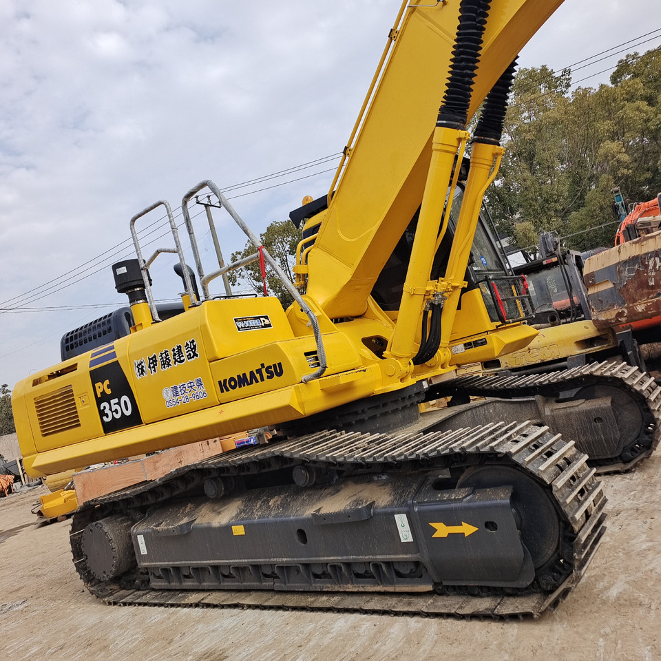 KOMATSU PC350 - حفارات زحافة: صور 2 KOMATSU PC350 - حفارات زحافة: صور 2