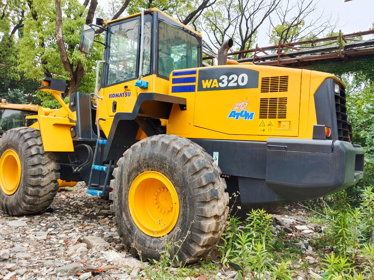 KOMATSU WA320-5 - اللودر بعجل: صور 4 KOMATSU WA320-5 - اللودر بعجل: صور 4