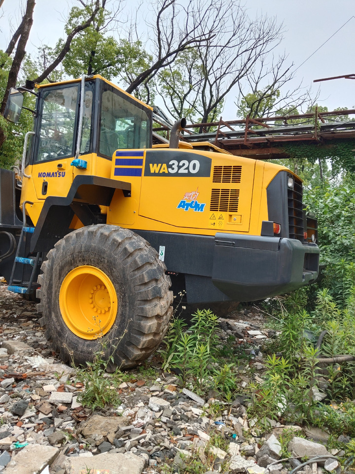 KOMATSU WA320-5 - اللودر بعجل: صور 2 KOMATSU WA320-5 - اللودر بعجل: صور 2