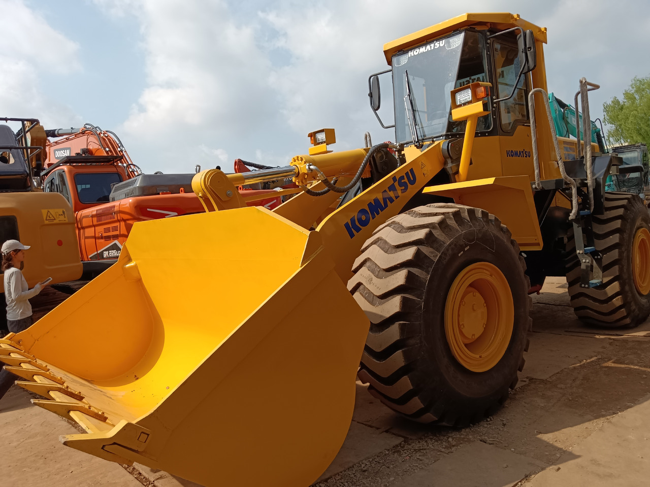 KOMATSU WA470 - اللودر بعجل: صور 4 KOMATSU WA470 - اللودر بعجل: صور 4