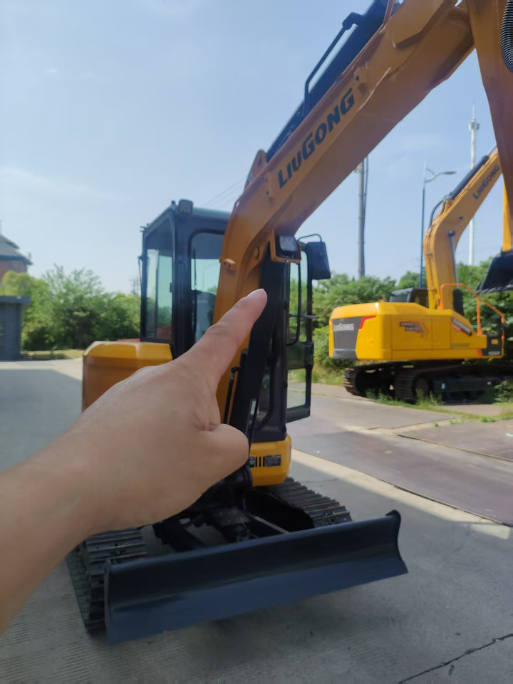 LIUGONG 9035F ZTSG4 BRAND NEW 3.8 TON 3 TON 4 TON MINI DIGGER - حفارة مصغرة: صور 5 LIUGONG 9035F ZTSG4 BRAND NEW 3.8 TON 3 TON 4 TON MINI DIGGER - حفارة مصغرة: صور 5