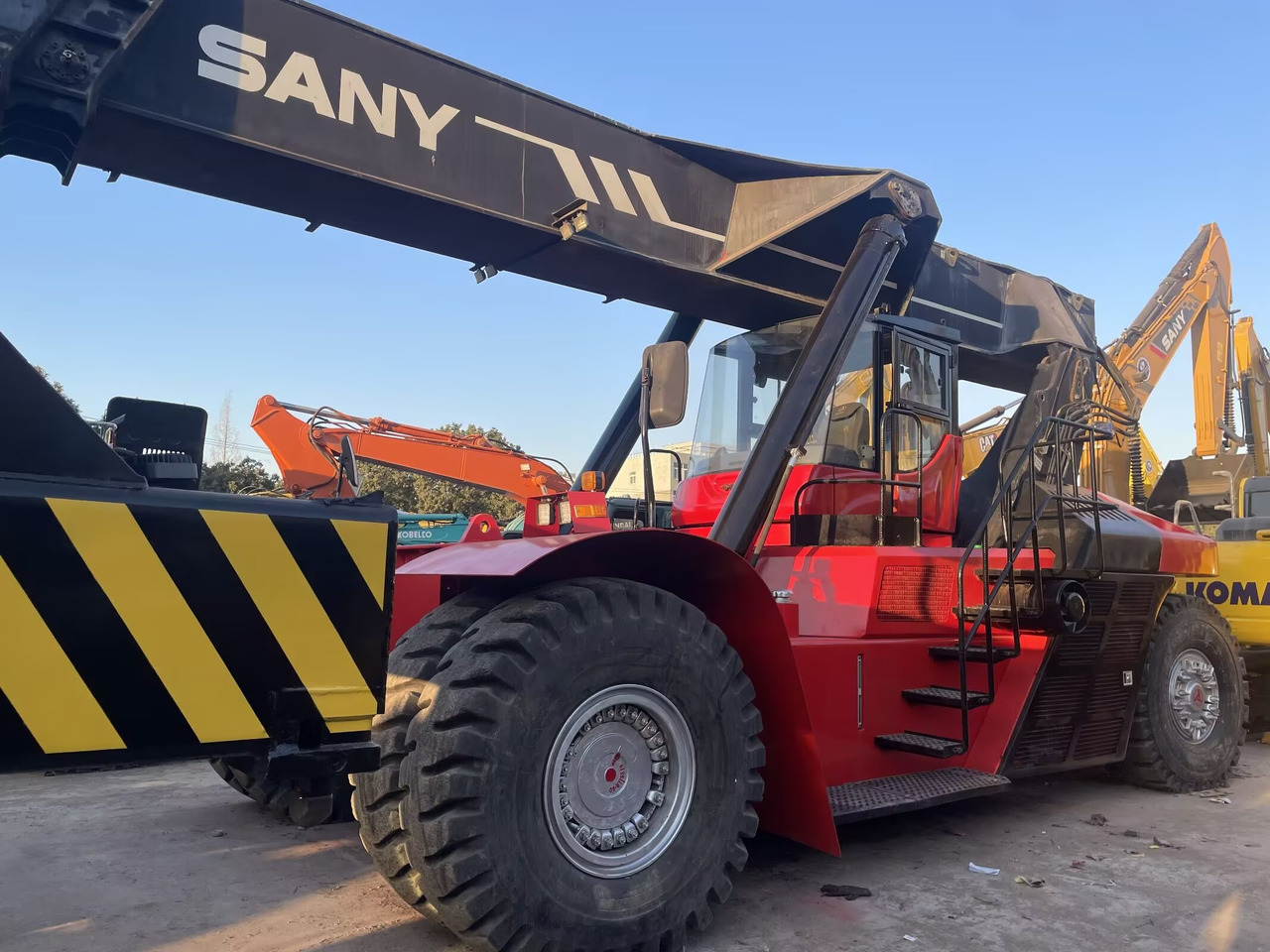 SANY SRSC45C30 45 TON CAPACITY - رافعات حاويات: صور 2 SANY SRSC45C30 45 TON CAPACITY - رافعات حاويات: صور 2