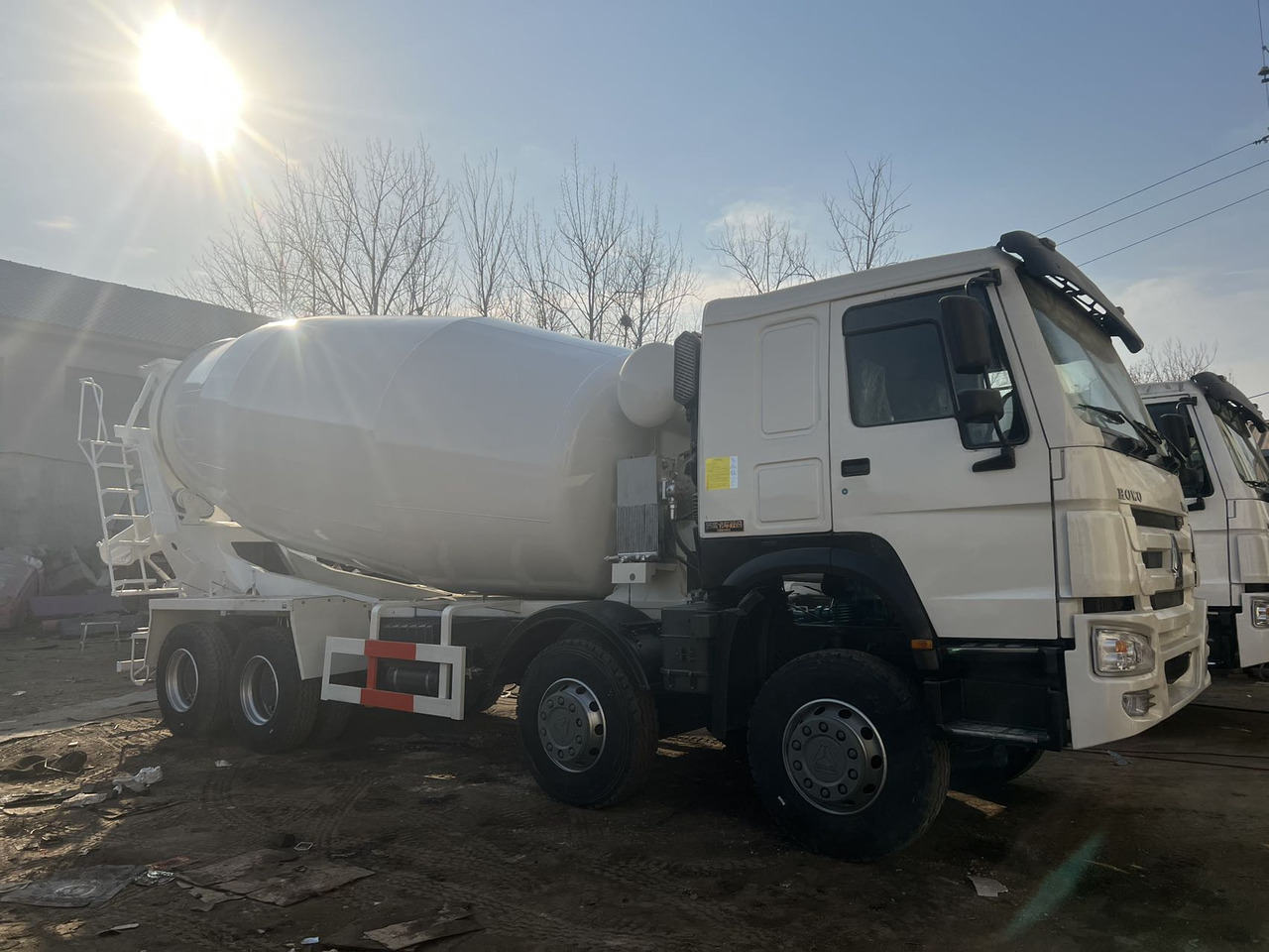 SINOTRUK HOWO 371 HP 16 CBM - شاحنة خلاطة خرسانة: صور 4 SINOTRUK HOWO 371 HP 16 CBM - شاحنة خلاطة خرسانة: صور 4