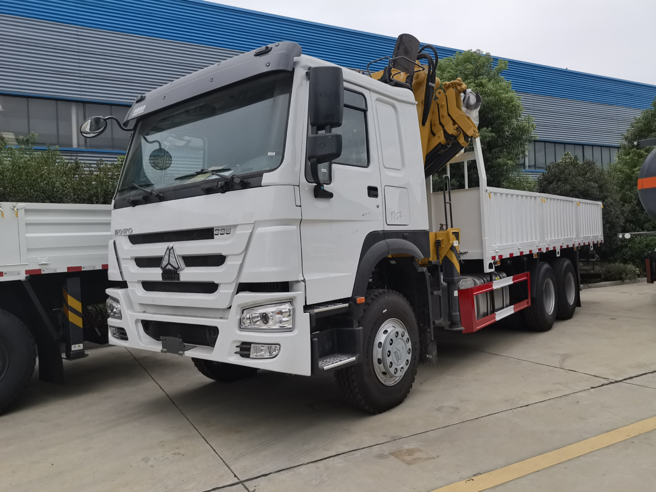 SINOTRUK HOWO 8 TON Knuckle Boom Crane TRUCK MOUNTED CRANE - شاحنة كرين: صور 2 SINOTRUK HOWO 8 TON Knuckle Boom Crane TRUCK MOUNTED CRANE - شاحنة كرين: صور 2
