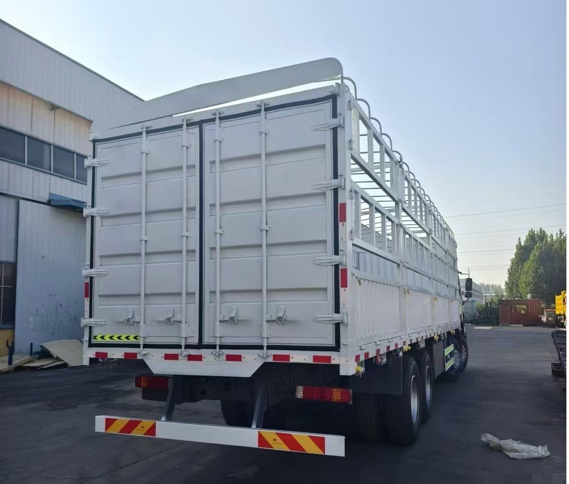 SINOTRUK HOWO WITH FENCE 12 TIRES - قلابات: صور 5 SINOTRUK HOWO WITH FENCE 12 TIRES - قلابات: صور 5