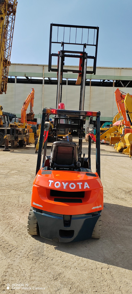 رافعة شوكية TOYOTA FD30: صور 7