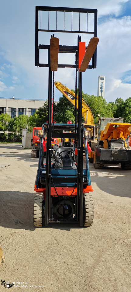 TOYOTA FD35 - رافعة شوكية ديزل: صور 5 TOYOTA FD35 - رافعة شوكية ديزل: صور 5