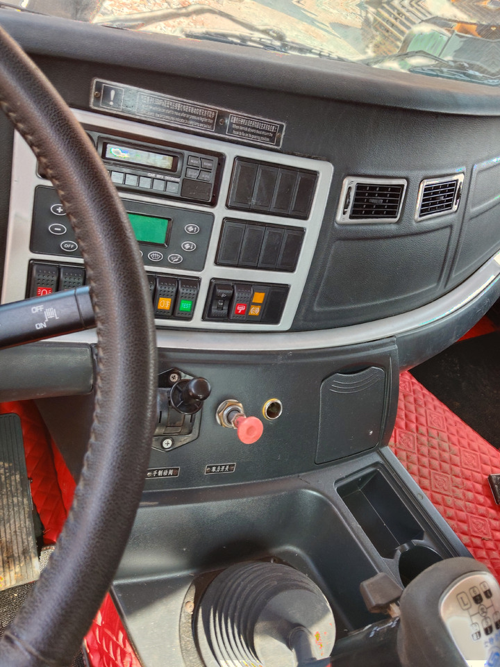 XCMG XCT50K - موبايل كرين: صور 4 XCMG XCT50K - موبايل كرين: صور 4