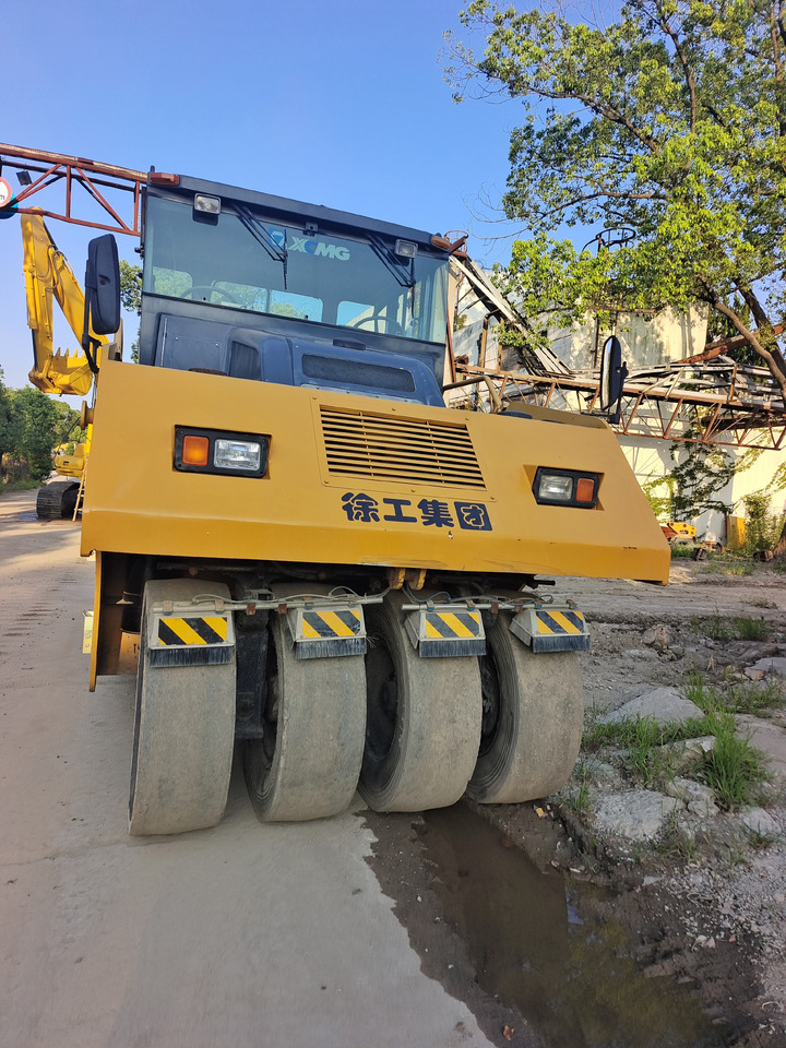 XCMG XP263 - مداحل الإطارات الهوائية: صور 2 XCMG XP263 - مداحل الإطارات الهوائية: صور 2