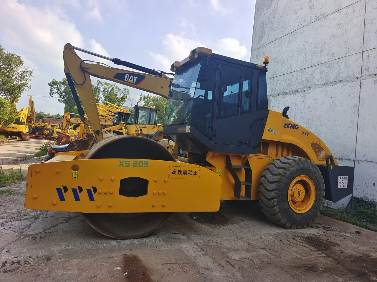 XCMG XS 203J 223J 183J - مدحلة الأسفلت: صور 3 XCMG XS 203J 223J 183J - مدحلة الأسفلت: صور 3