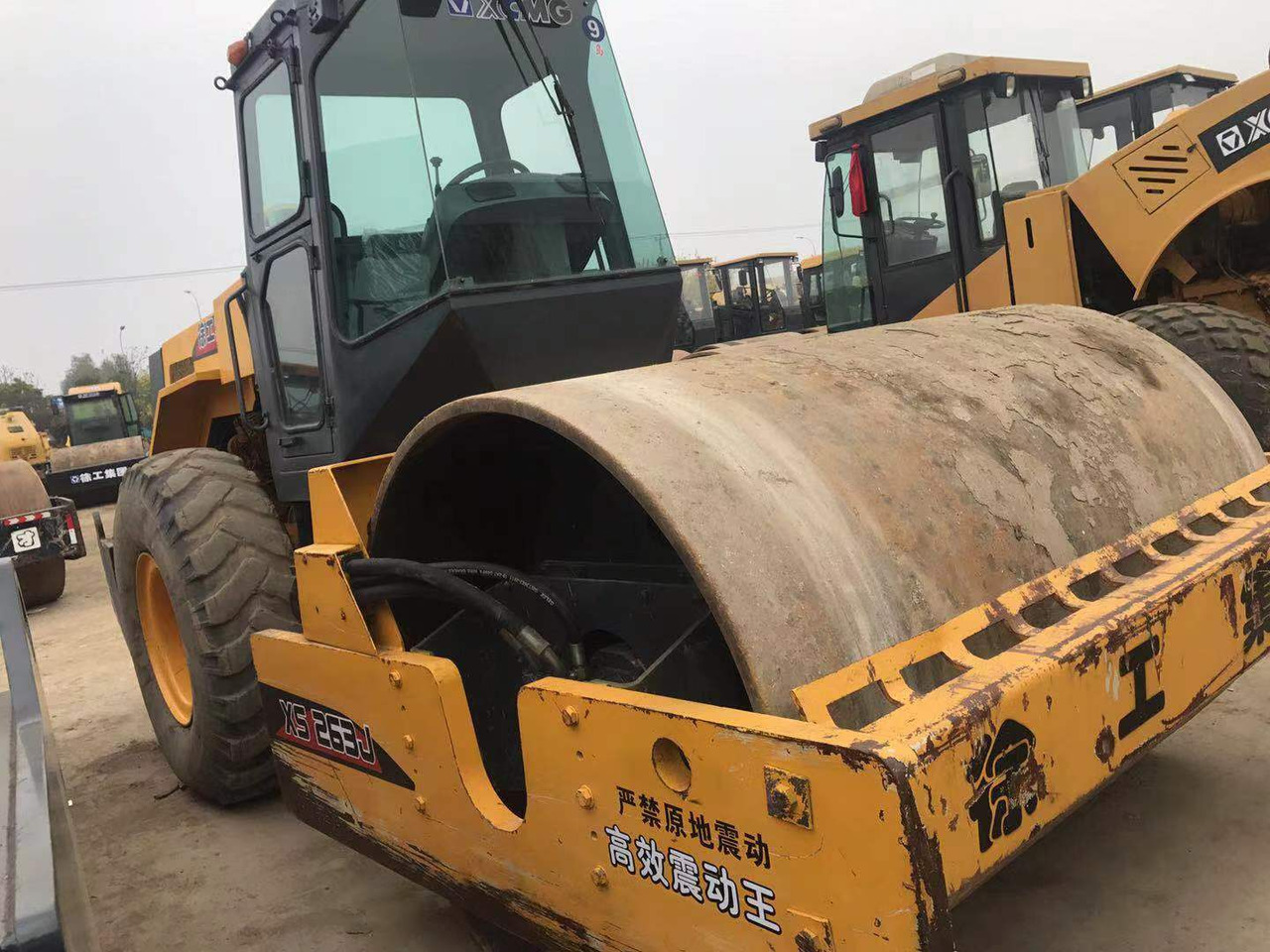 XCMG XS 263J - مدحلة الأسفلت: صور 2 XCMG XS 263J - مدحلة الأسفلت: صور 2