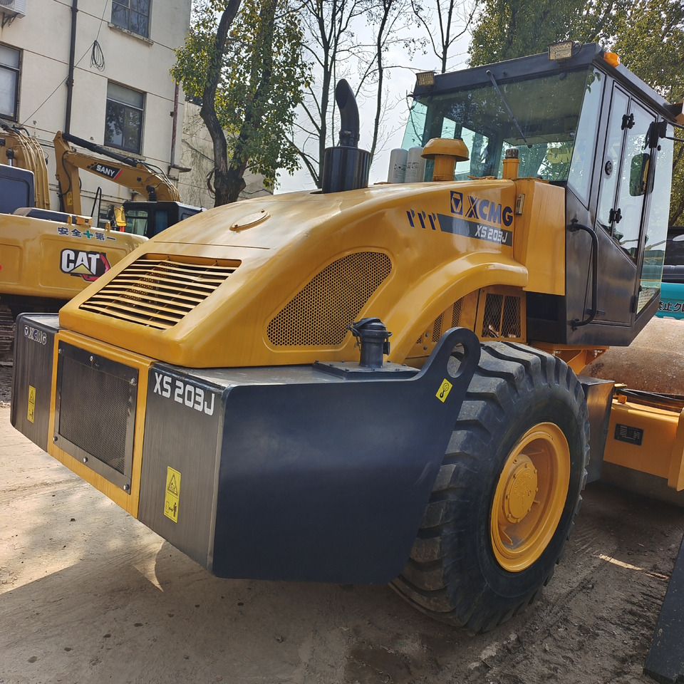 XCMG XS203J - مدحلة الأسفلت: صور 2 XCMG XS203J - مدحلة الأسفلت: صور 2