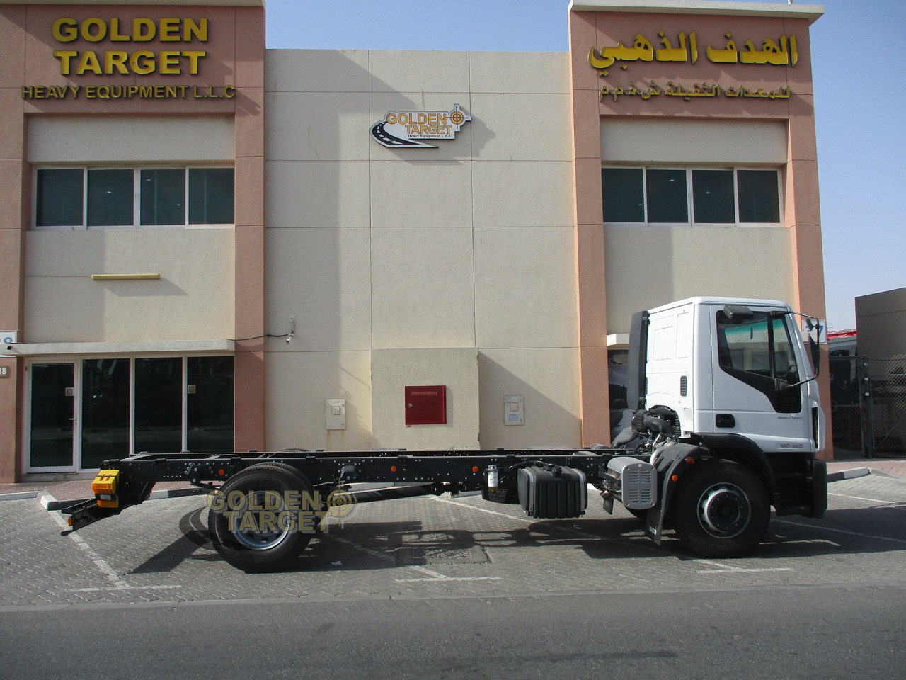 IVECO EUROCARGO 180E28 4x2 Chassis - الشاسيه شاحنة: صور 5 IVECO EUROCARGO 180E28 4x2 Chassis - الشاسيه شاحنة: صور 5