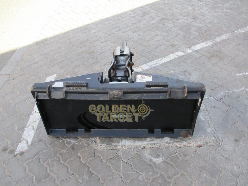 John Deere HB50 - لودر: صور 4 John Deere HB50 - لودر: صور 4