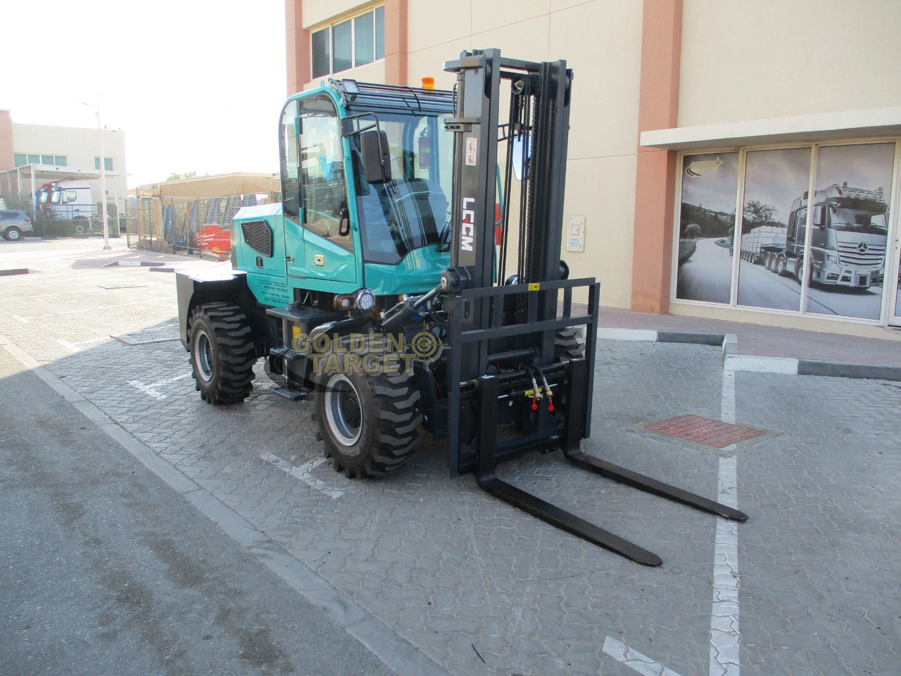LGCM LG35R Rough Terrain Forklift - رافعة شوكية ديزل: صور 1 LGCM LG35R Rough Terrain Forklift - رافعة شوكية ديزل: صور 1