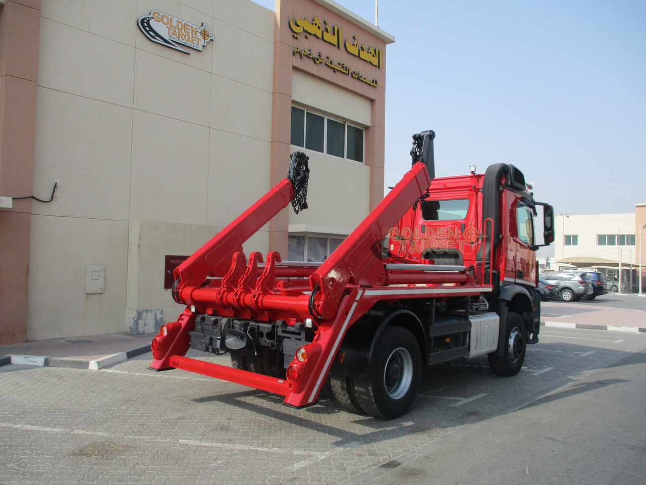 MERCEDES-BENZ Arocs 1832 4x2 Skip Loader - شاحنات قابلة للفك شاحنة: صور 4 MERCEDES-BENZ Arocs 1832 4x2 Skip Loader - شاحنات قابلة للفك شاحنة: صور 4