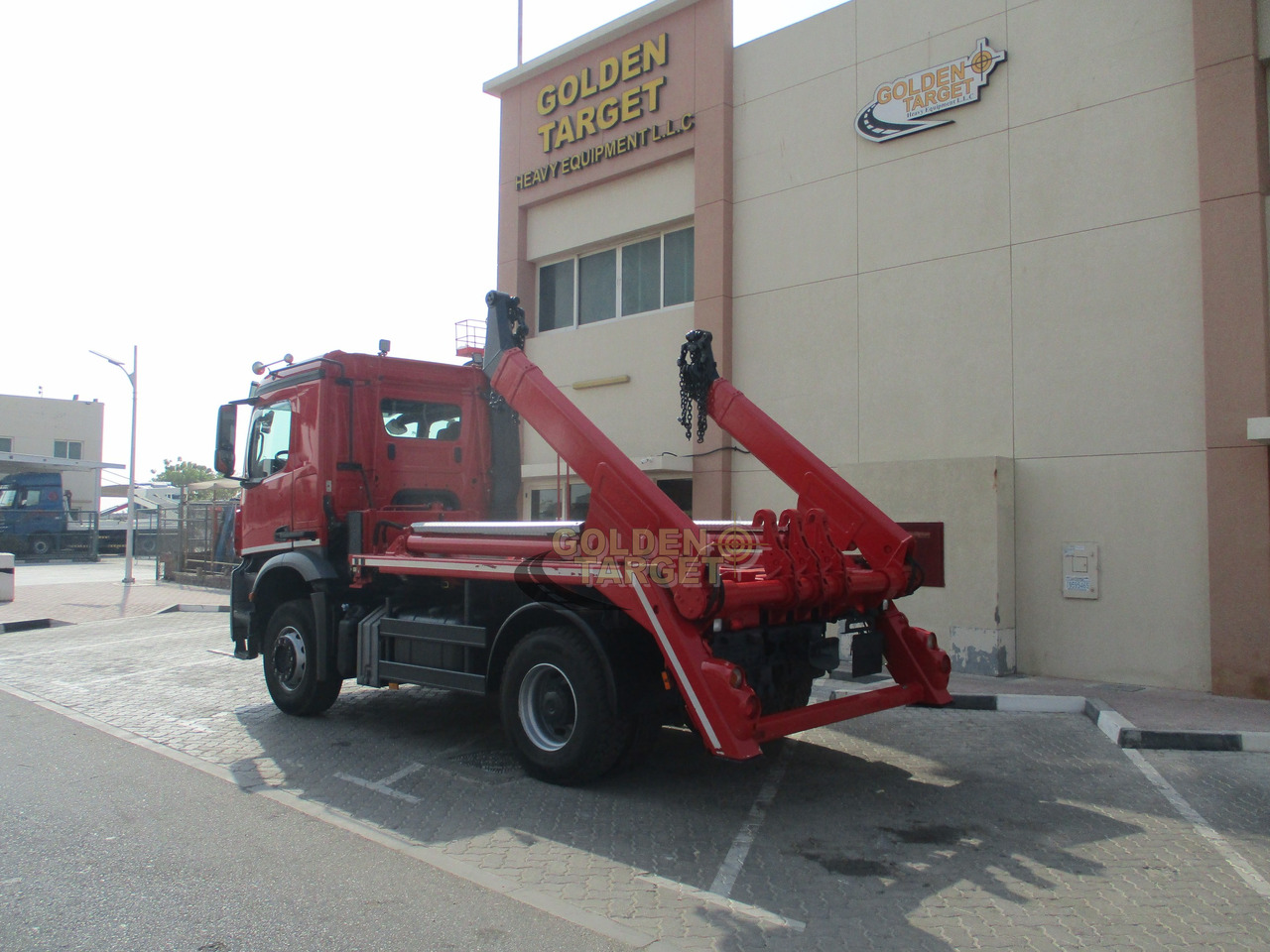MERCEDES-BENZ Arocs 1832 4x2 Skip Loader - شاحنات قابلة للفك شاحنة: صور 3 MERCEDES-BENZ Arocs 1832 4x2 Skip Loader - شاحنات قابلة للفك شاحنة: صور 3