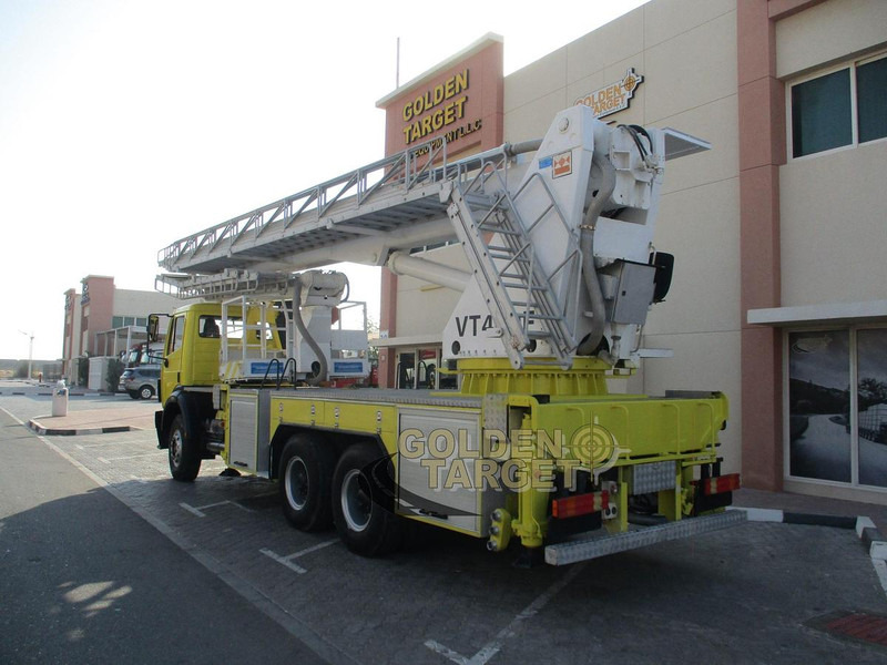 Mercedes-Benz 2638 - مصاعد الازدهار محمولة على شاحنة: صور 4 Mercedes-Benz 2638 - مصاعد الازدهار محمولة على شاحنة: صور 4