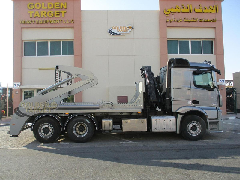 Mercedes-Benz 2642 6×2 Double Skip Loader with HIAB Crane - لودر: صور 3 Mercedes-Benz 2642 6×2 Double Skip Loader with HIAB Crane - لودر: صور 3