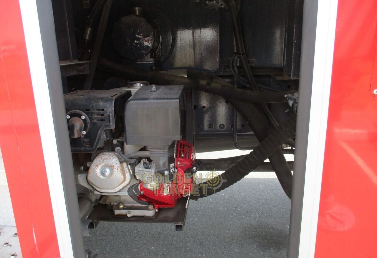 تأجير Mercedes-Benz Actros 3332 6x4 Manlift Truck Mercedes-Benz Actros 3332 6x4 Manlift Truck: صور 14 تأجير Mercedes-Benz Actros 3332 6x4 Manlift Truck Mercedes-Benz Actros 3332 6x4 Manlift Truck: صور 14