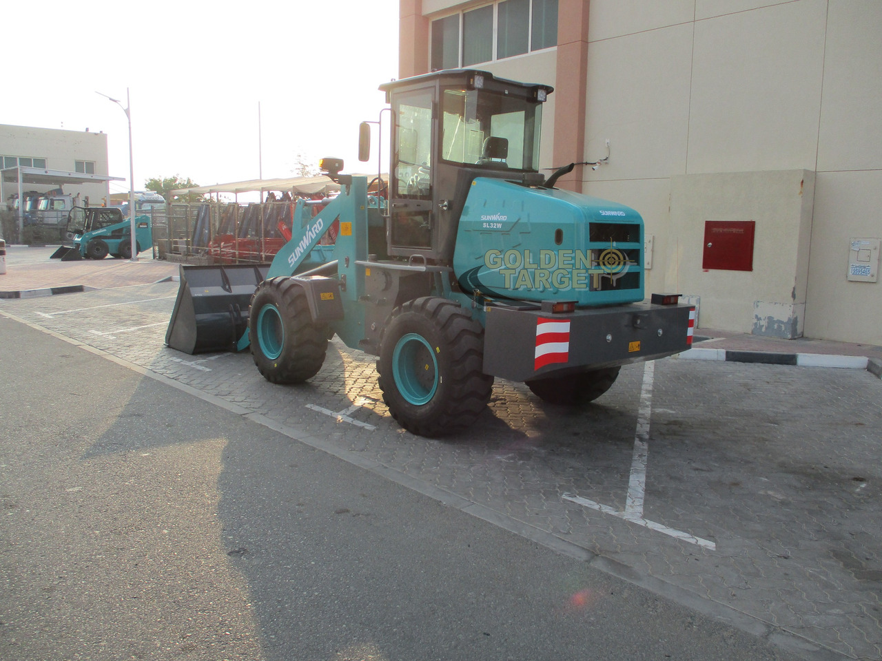 SUNWARD SL32W - اللودر بعجل: صور 4 SUNWARD SL32W - اللودر بعجل: صور 4