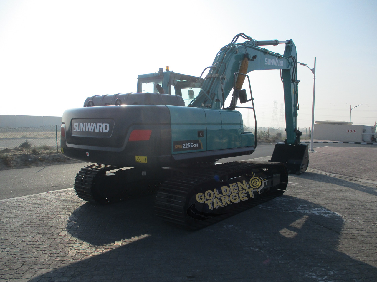 SUNWARD SWE225E-3H Hydraulic Excavator - حفارات زحافة: صور 3 SUNWARD SWE225E-3H Hydraulic Excavator - حفارات زحافة: صور 3