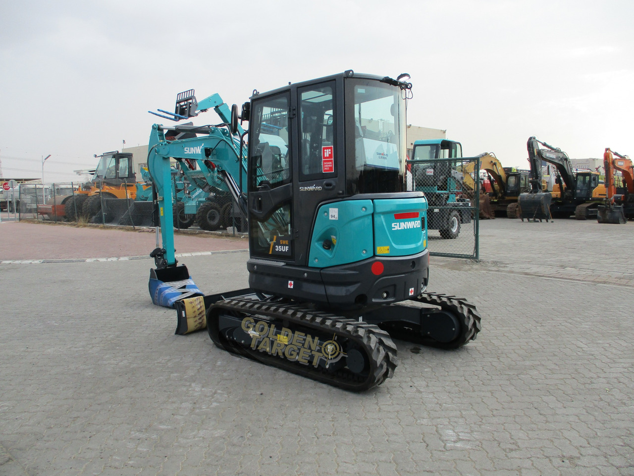 SUNWARD SWE35UF Mini Hydraulic Excavator - حفارة مصغرة: صور 4 SUNWARD SWE35UF Mini Hydraulic Excavator - حفارة مصغرة: صور 4