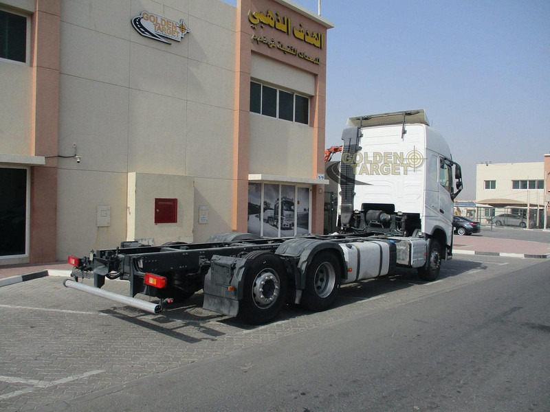 Volvo FH 460 - الشاسية نصف مقطورة: صور 3 Volvo FH 460 - الشاسية نصف مقطورة: صور 3