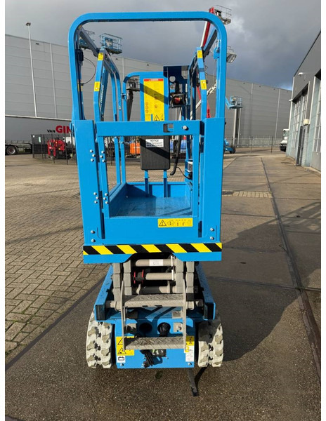 Fronteq FS0507T - رافعات مقصية: صور 3 Fronteq FS0507T - رافعات مقصية: صور 3