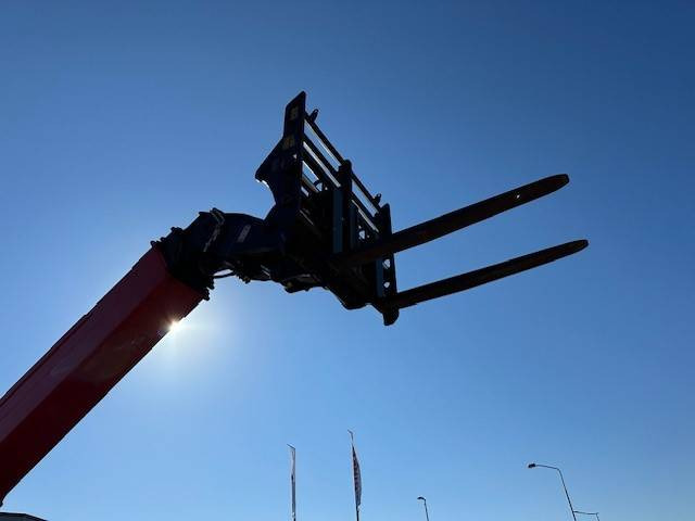 Manitou MT 1440 - رافعة تلسكوبية: صور 5 Manitou MT 1440 - رافعة تلسكوبية: صور 5