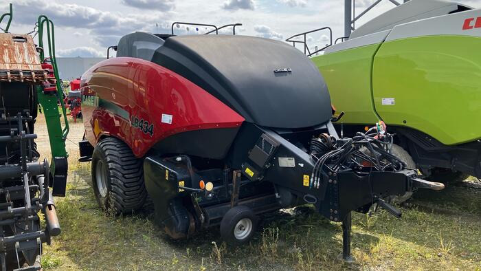 Case IH LB434 - مكبس البالات المستطيله: صور 1 Case IH LB434 - مكبس البالات المستطيله: صور 1