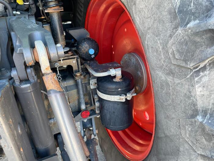 Claas Arion 650 - جرار: صور 4 Claas Arion 650 - جرار: صور 4