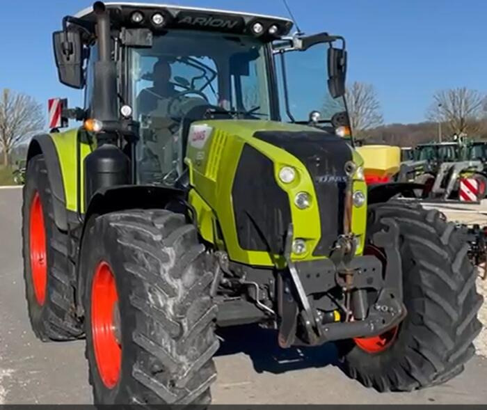 Claas Arion 650 - جرار: صور 1 Claas Arion 650 - جرار: صور 1
