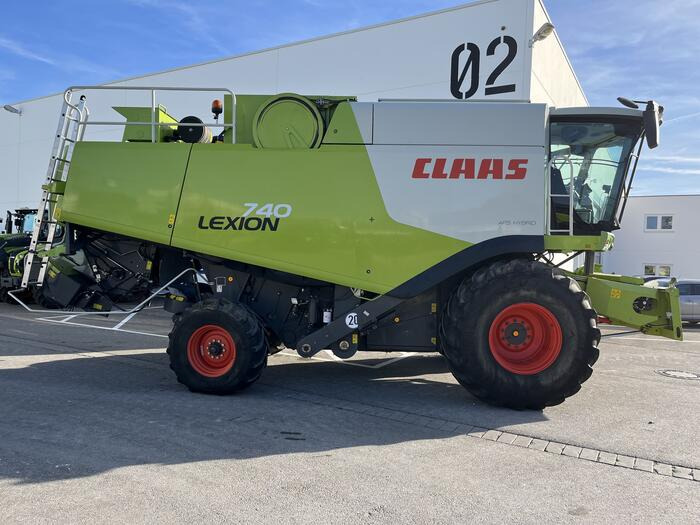 Claas Lexion 740 - حصادة شاملة: صور 1 Claas Lexion 740 - حصادة شاملة: صور 1