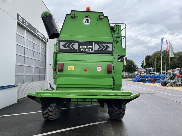 Deutz-Fahr 5660 H - حصادة شاملة: صور 3 Deutz-Fahr 5660 H - حصادة شاملة: صور 3