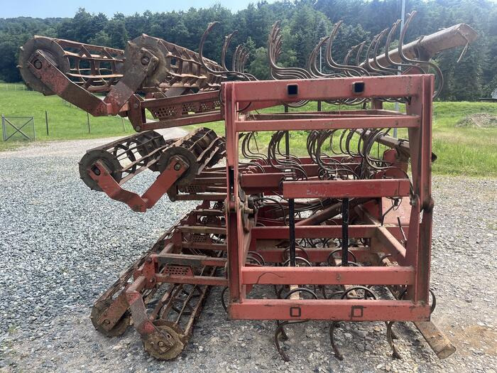 Hatzenbichler Saatbeetkombination 8m - الة بذر: صور 4 Hatzenbichler Saatbeetkombination 8m - الة بذر: صور 4