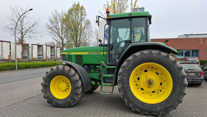 John Deere 7710 - جرار: صور 5 John Deere 7710 - جرار: صور 5