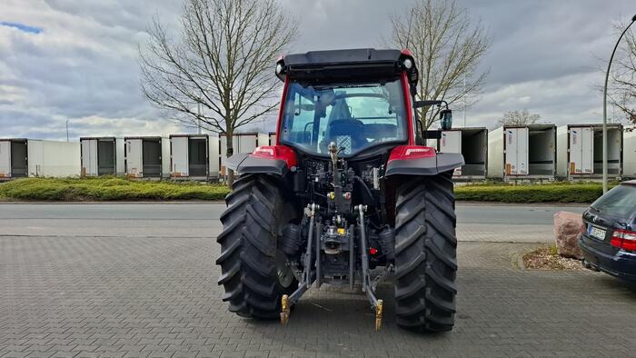 Valtra A 95 - جرار: صور 3 Valtra A 95 - جرار: صور 3