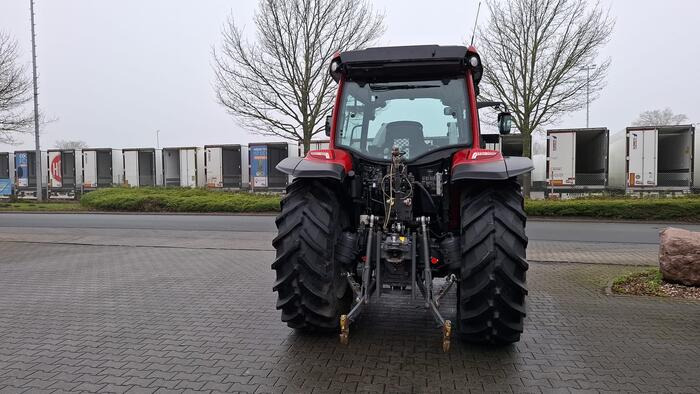 Valtra A95 - جرار: صور 3 Valtra A95 - جرار: صور 3