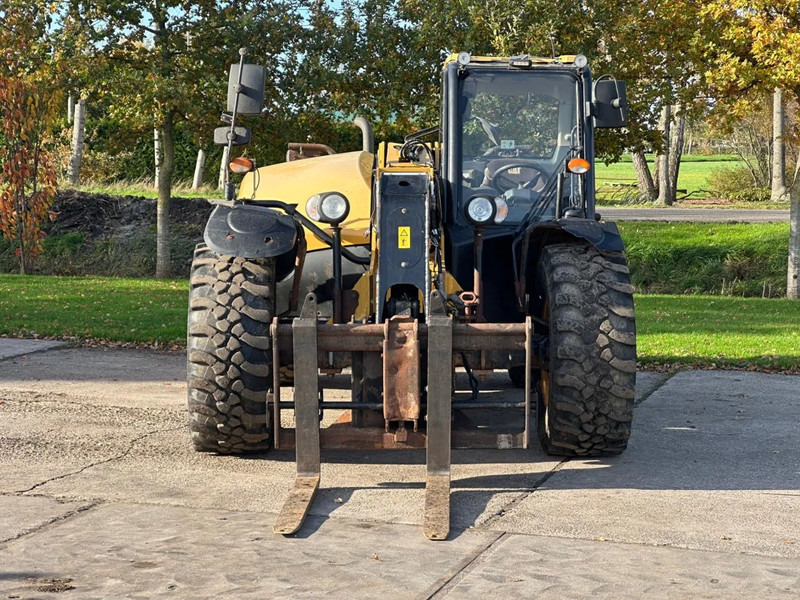 Caterpillar TH 407 verreiker - الآلات والماكينات الزراعية: صور 3 Caterpillar TH 407 verreiker - الآلات والماكينات الزراعية: صور 3