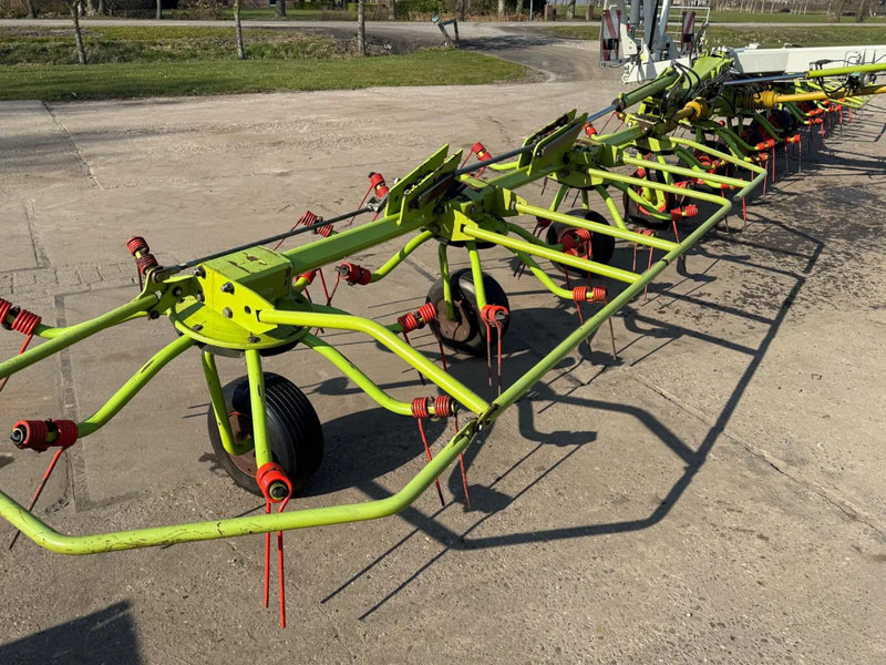 Claas Volto 1320 T Gedragen 13 meter - لمّامَة القش: صور 4 Claas Volto 1320 T Gedragen 13 meter - لمّامَة القش: صور 4